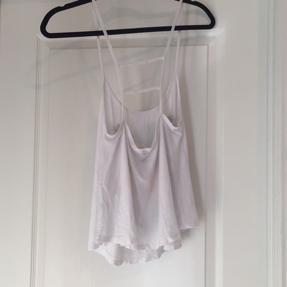 White Tropical Crop Top NWOT - Picture 2 of 2